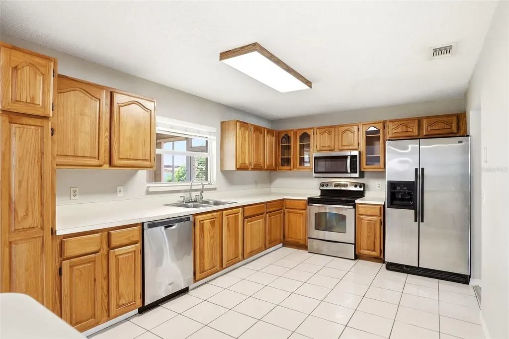 975 Cross Cut Way Longwood FL 32750