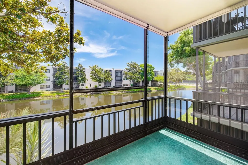 7951 58th Avenue N St Petersburg FL 33709