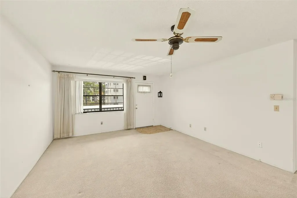 7951 58th Avenue N St Petersburg FL 33709