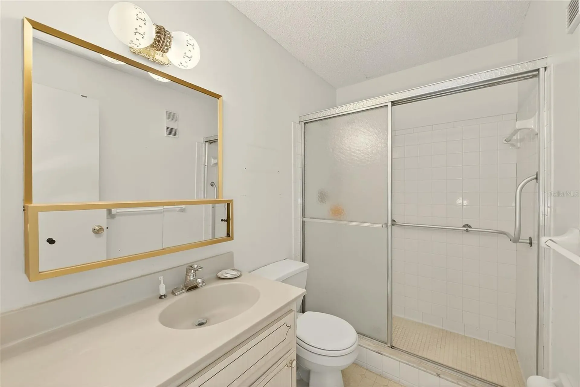 7951 58th Avenue N St Petersburg FL 33709
