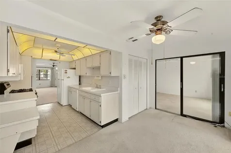 7951 58th Avenue N St Petersburg FL 33709