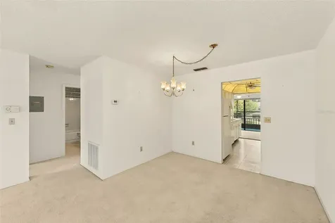 7951 58th Avenue N St Petersburg FL 33709