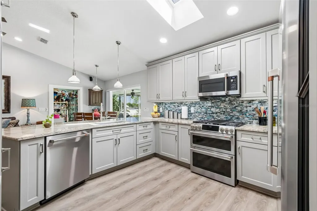 403 Flamingo Drive Apollo Beach FL 33572