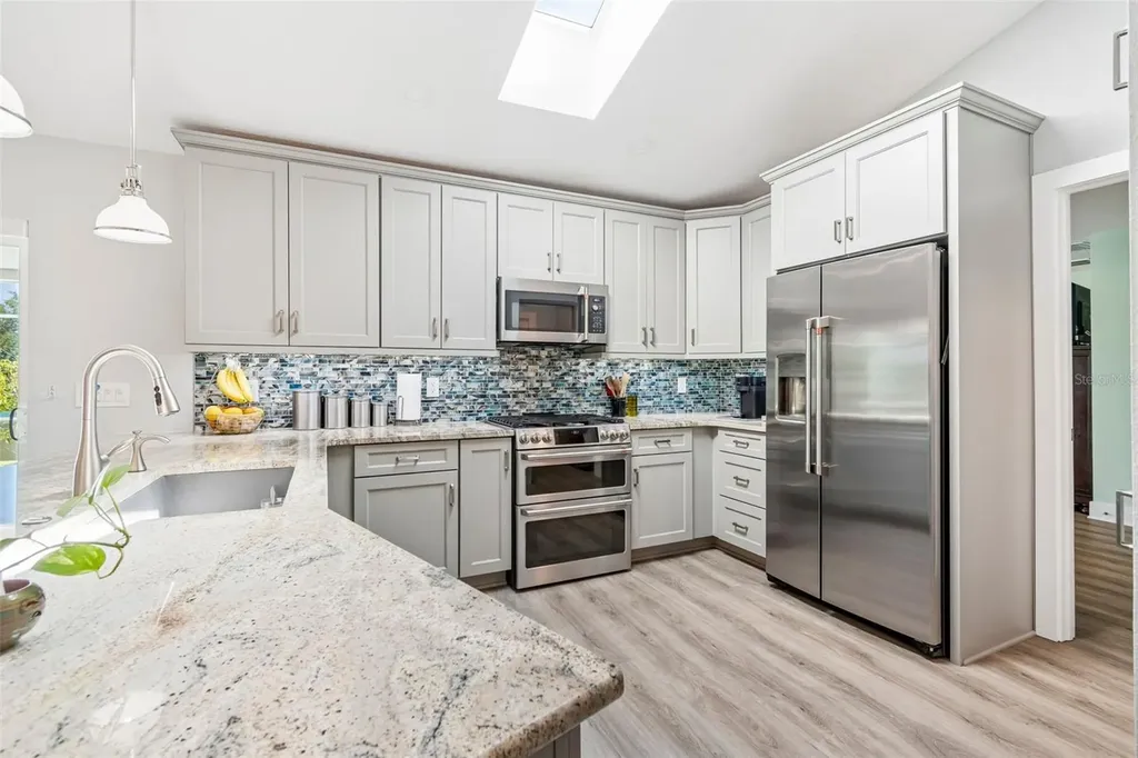 403 Flamingo Drive Apollo Beach FL 33572