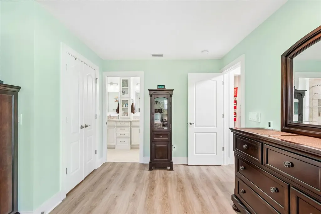403 Flamingo Drive Apollo Beach FL 33572