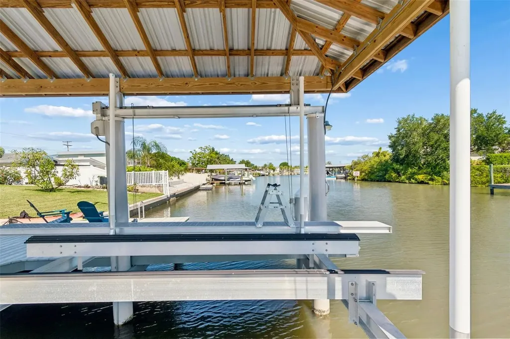 403 Flamingo Drive Apollo Beach FL 33572
