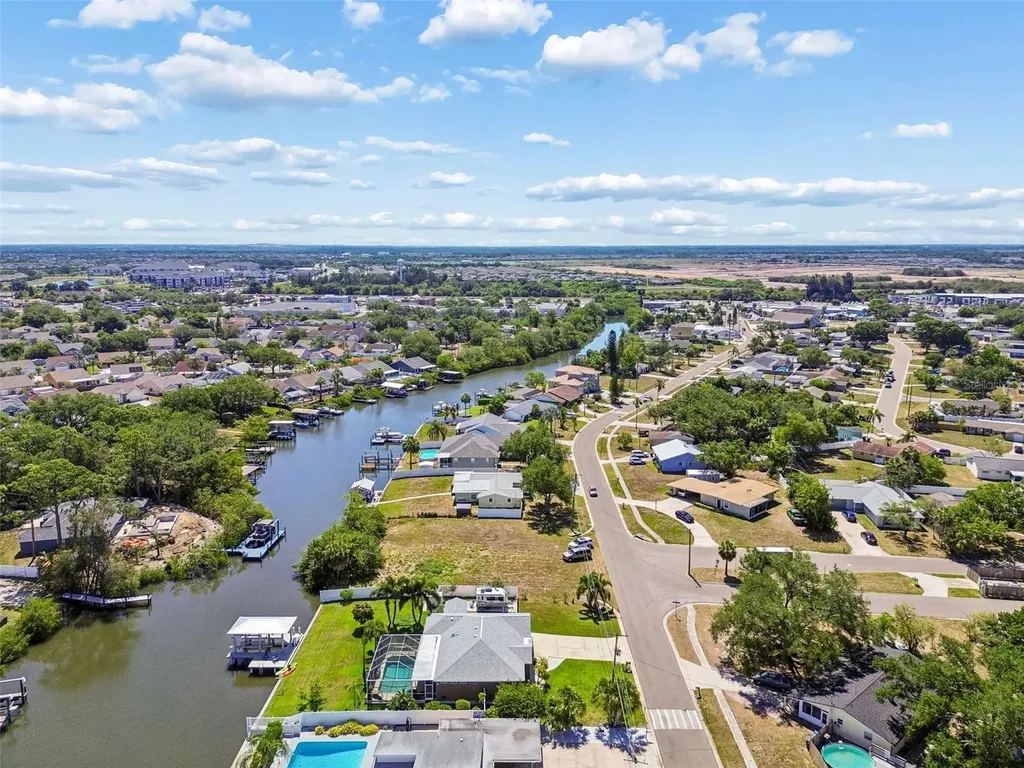 403 Flamingo Drive Apollo Beach FL 33572