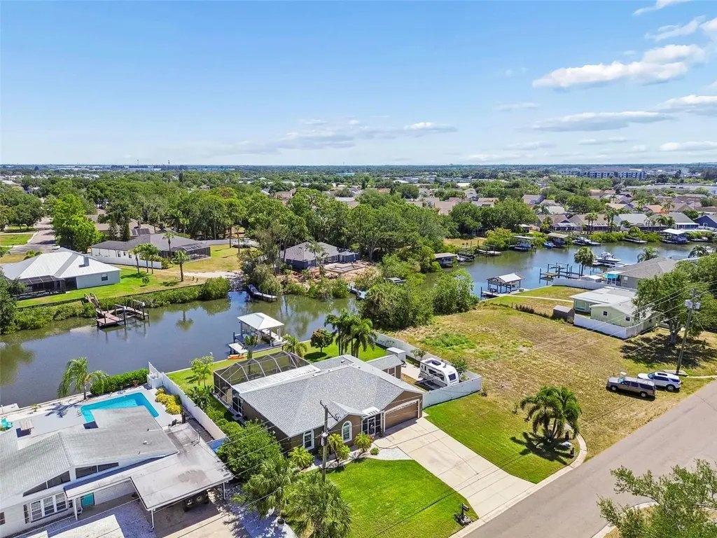 403 Flamingo Drive Apollo Beach FL 33572