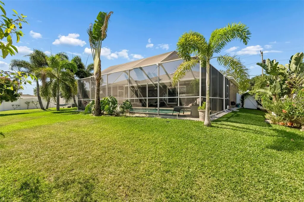 403 Flamingo Drive Apollo Beach FL 33572