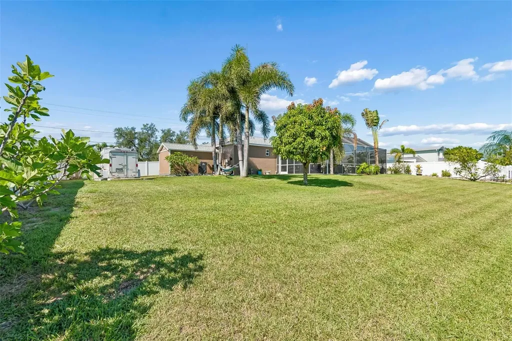 403 Flamingo Drive Apollo Beach FL 33572