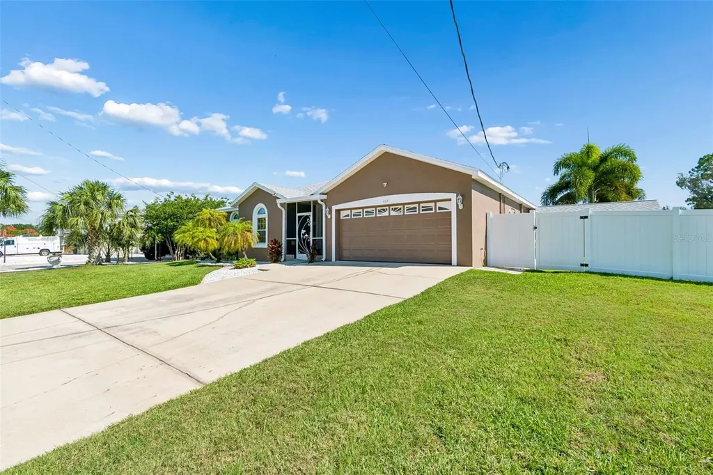 403 Flamingo Drive Apollo Beach FL 33572