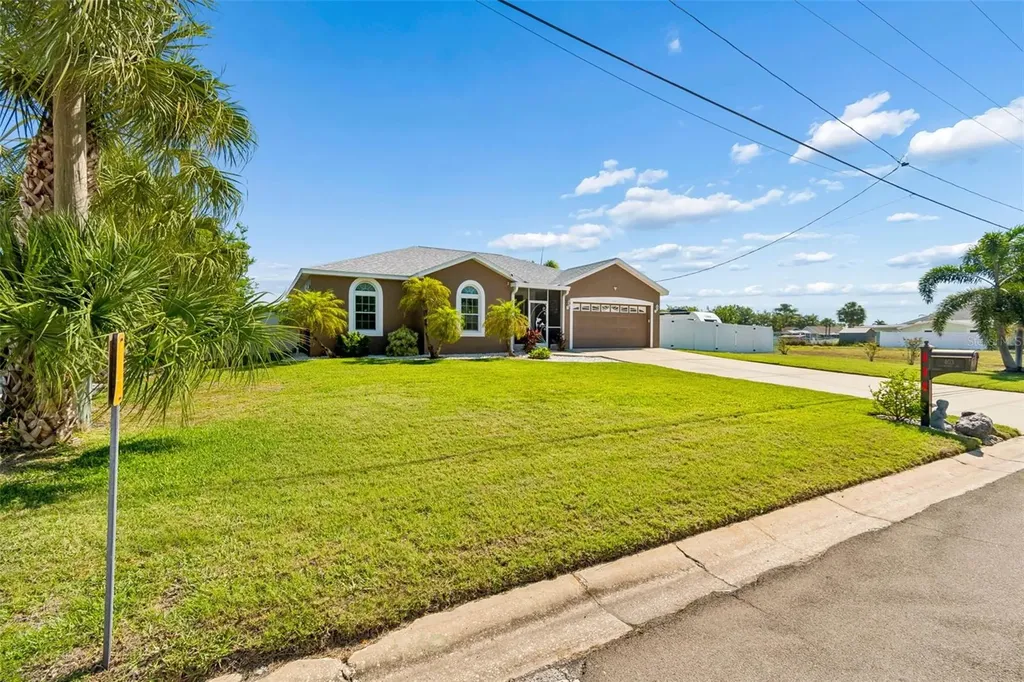403 Flamingo Drive Apollo Beach FL 33572
