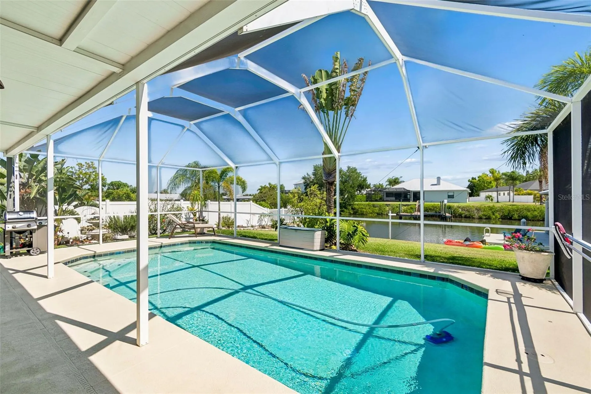 403 Flamingo Drive Apollo Beach FL 33572