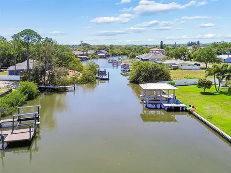 403 Flamingo Drive Apollo Beach FL 33572