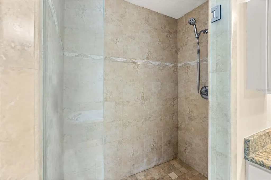 1525 Crooked Stick Drive Valrico FL 33596