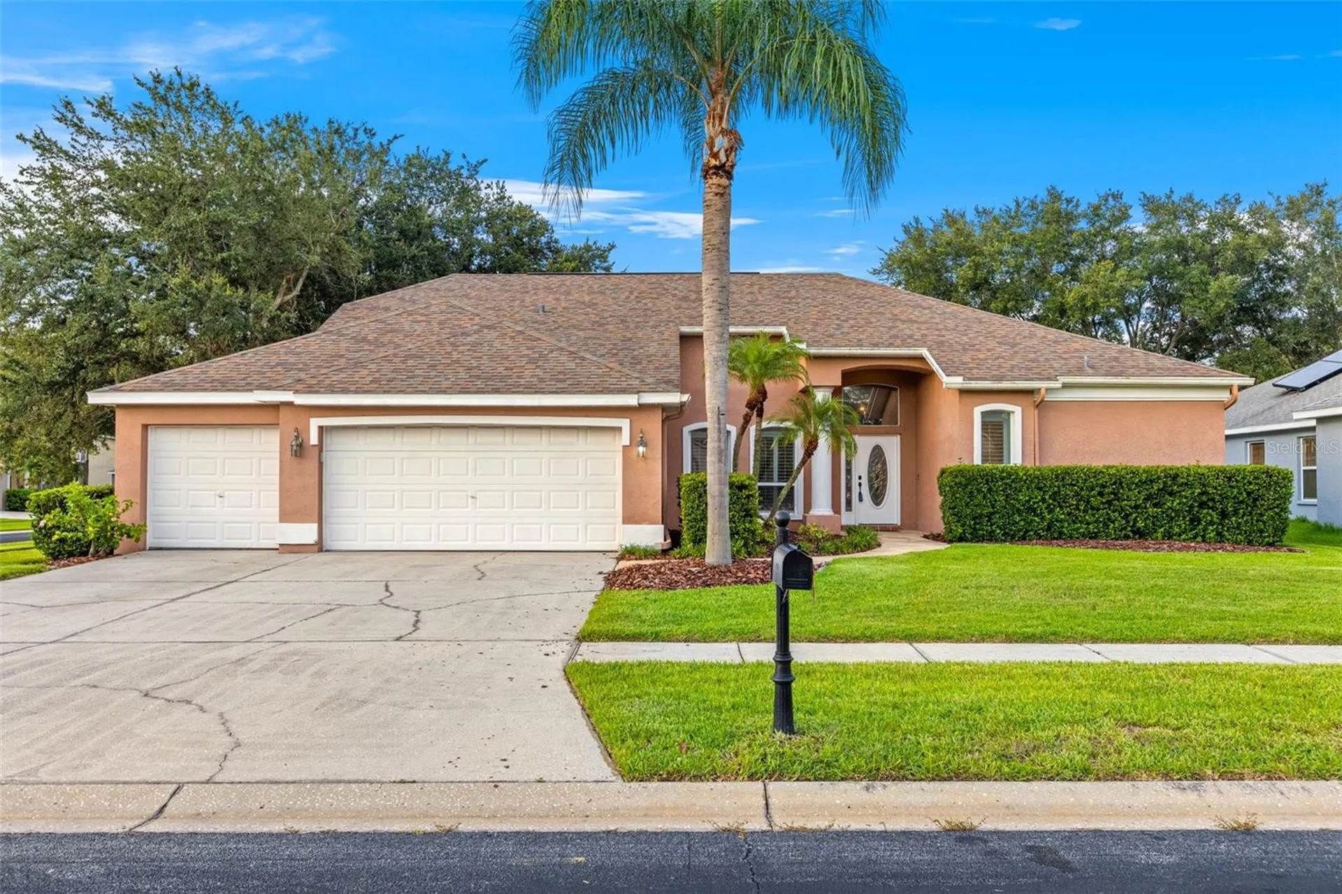1525 Crooked Stick Drive Valrico FL 33596