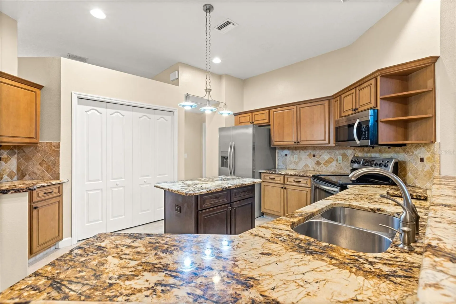 1525 Crooked Stick Drive Valrico FL 33596