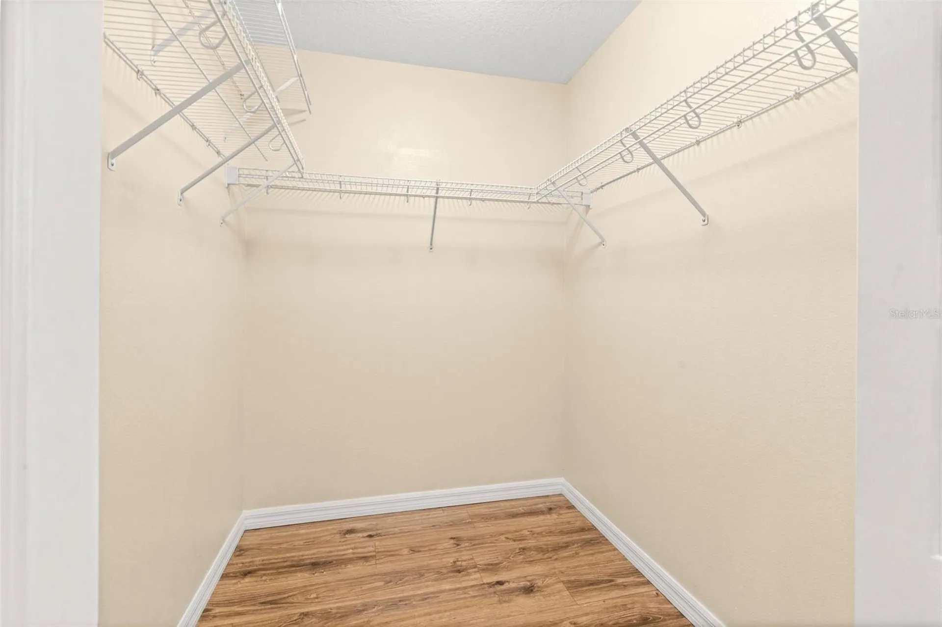 1525 Crooked Stick Drive Valrico FL 33596