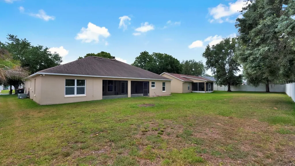 3241 Sawgrass Creek Circle St Cloud FL 34772