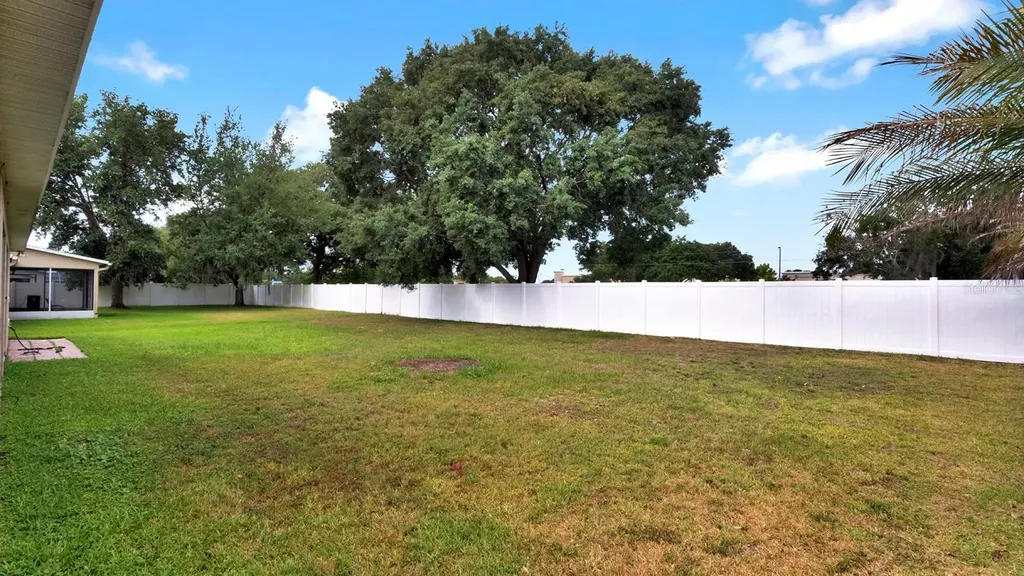 3241 Sawgrass Creek Circle St Cloud FL 34772