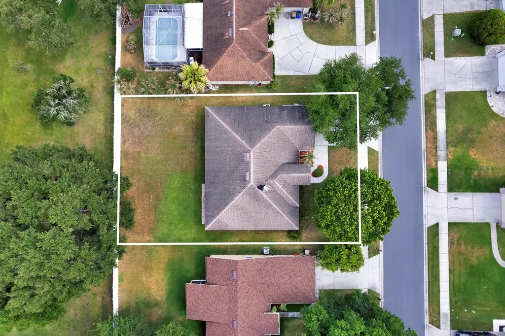 3241 Sawgrass Creek Circle St Cloud FL 34772