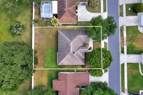 3241 Sawgrass Creek Circle St Cloud FL 34772