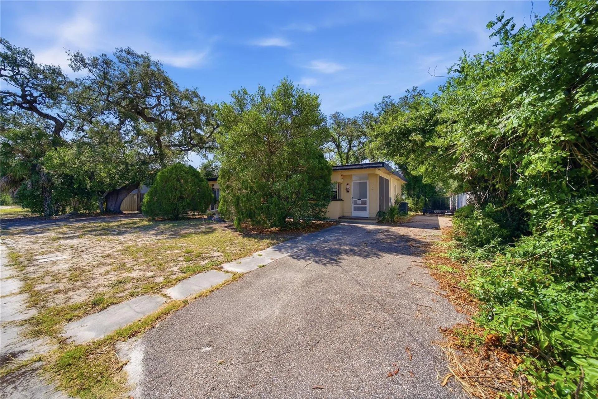 831 Grand Central Street Clearwater FL 33756