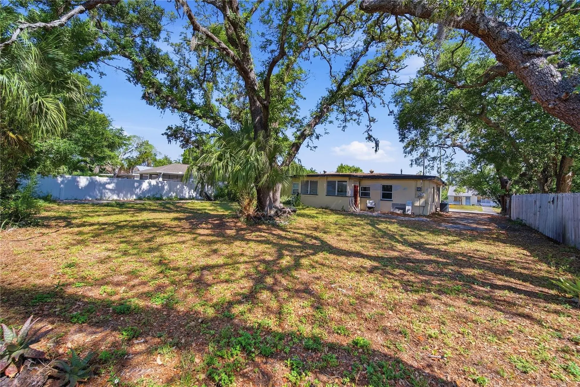 831 Grand Central Street Clearwater FL 33756