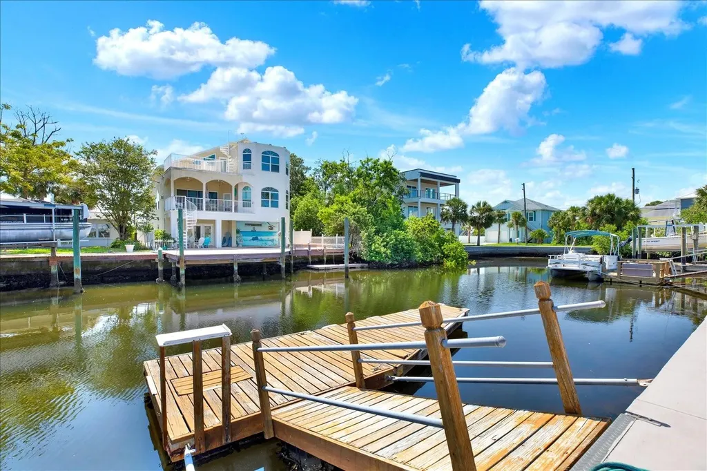 13526 Outboard Court Hudson FL 34667