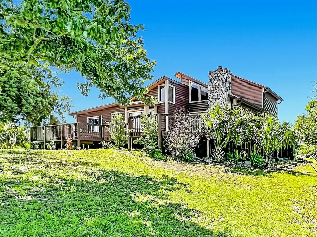1400 N Carpenter Road Titusville FL 32796