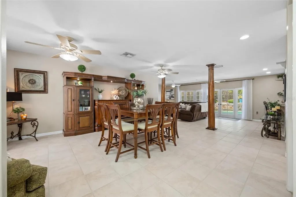 15314 Lake Magdalene Boulevard Tampa FL 33618