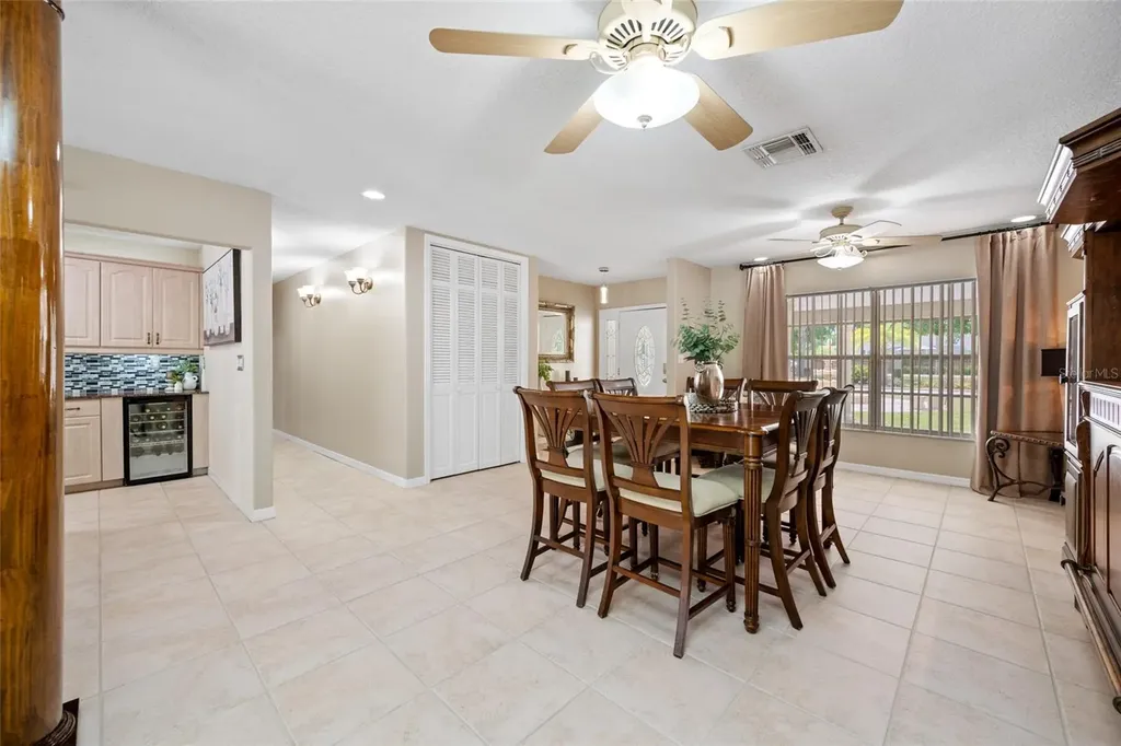 15314 Lake Magdalene Boulevard Tampa FL 33618