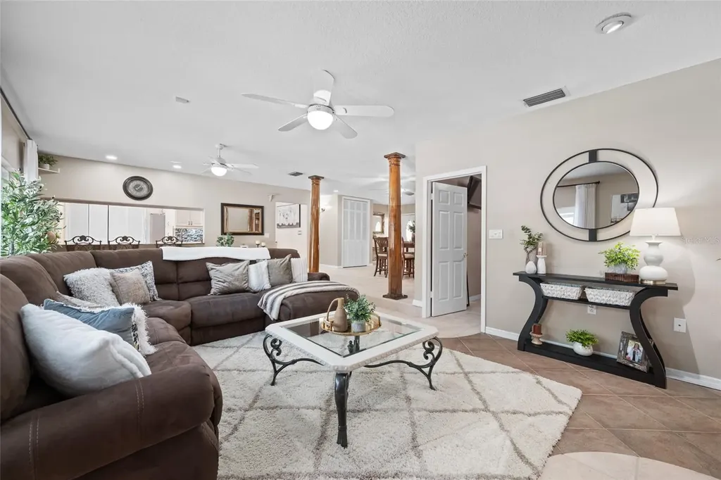 15314 Lake Magdalene Boulevard Tampa FL 33618