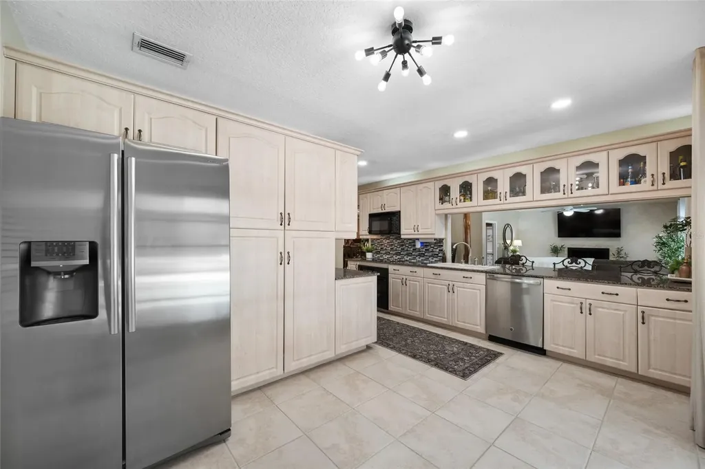 15314 Lake Magdalene Boulevard Tampa FL 33618