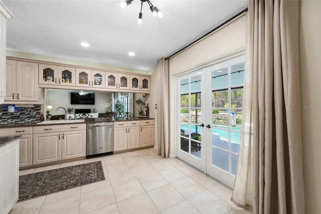 15314 Lake Magdalene Boulevard Tampa FL 33618