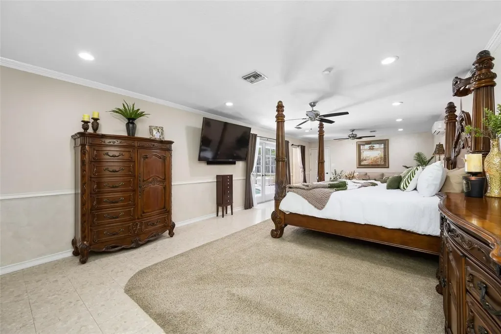 15314 Lake Magdalene Boulevard Tampa FL 33618
