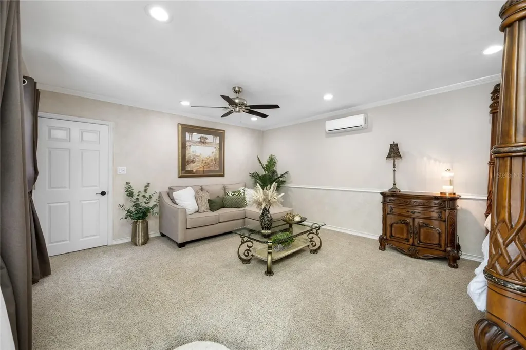 15314 Lake Magdalene Boulevard Tampa FL 33618