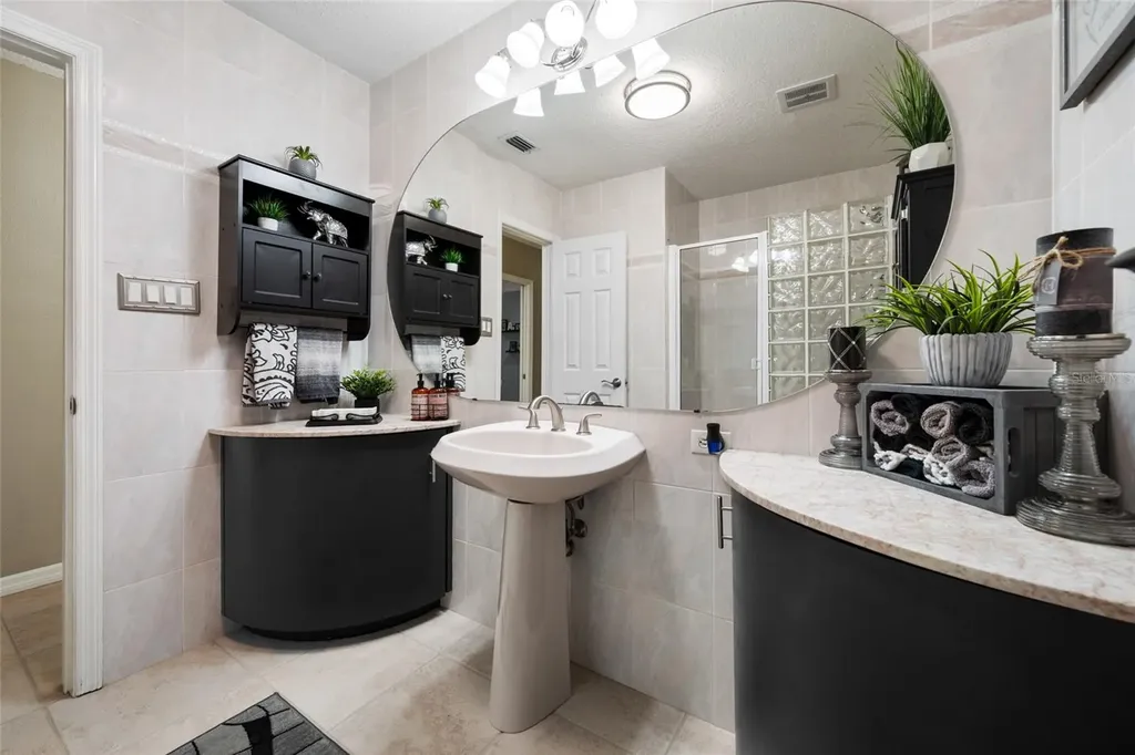 15314 Lake Magdalene Boulevard Tampa FL 33618