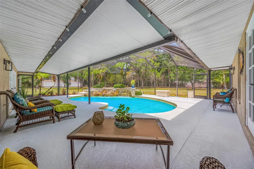 15314 Lake Magdalene Boulevard Tampa FL 33618