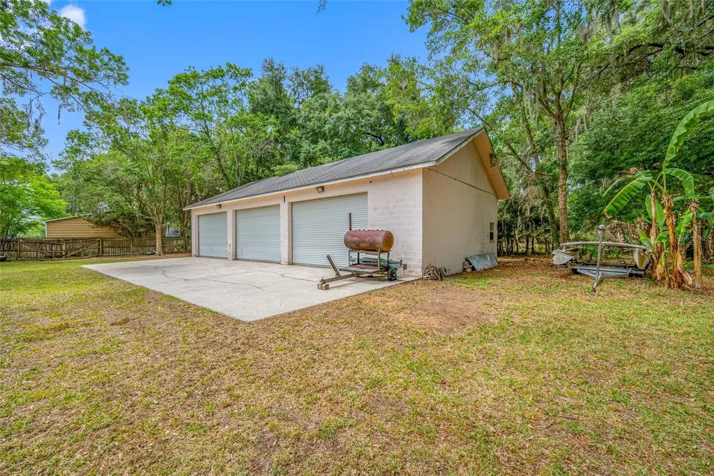 15314 Lake Magdalene Boulevard Tampa FL 33618