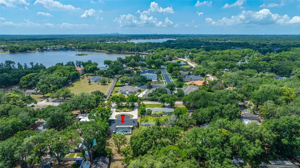 15314 Lake Magdalene Boulevard Tampa FL 33618