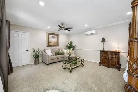 15314 Lake Magdalene Boulevard Tampa FL 33618