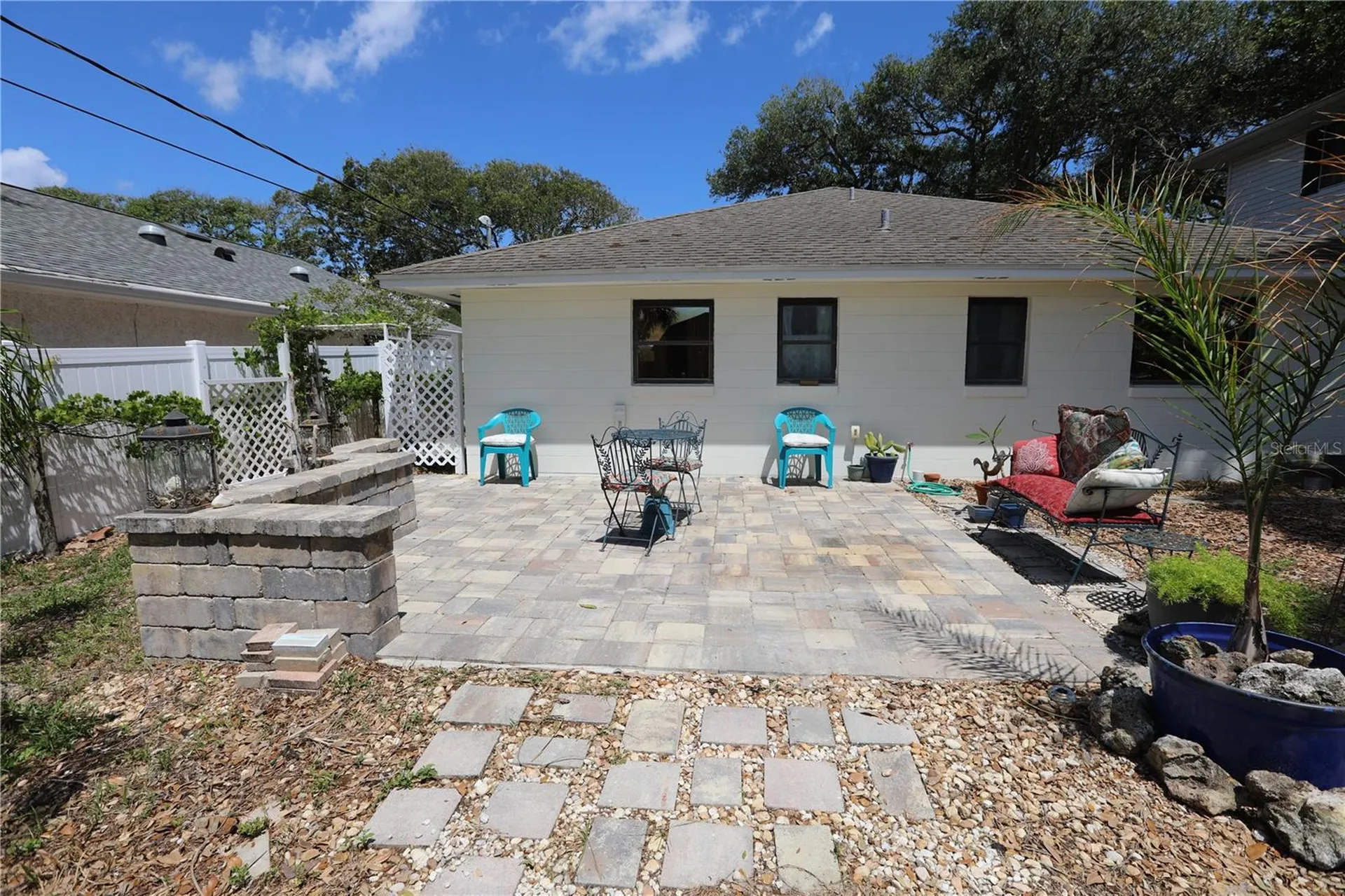 825 E 23rd Avenue New Smyrna Beach FL 32169