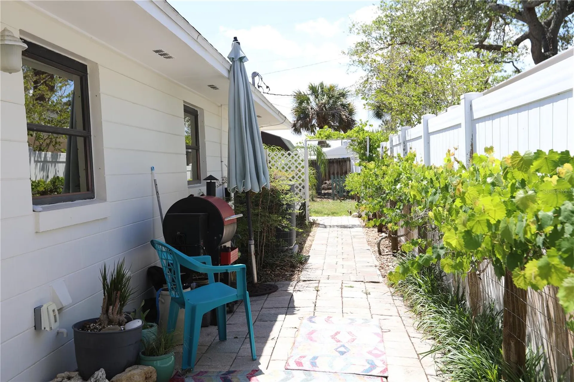 825 E 23rd Avenue New Smyrna Beach FL 32169