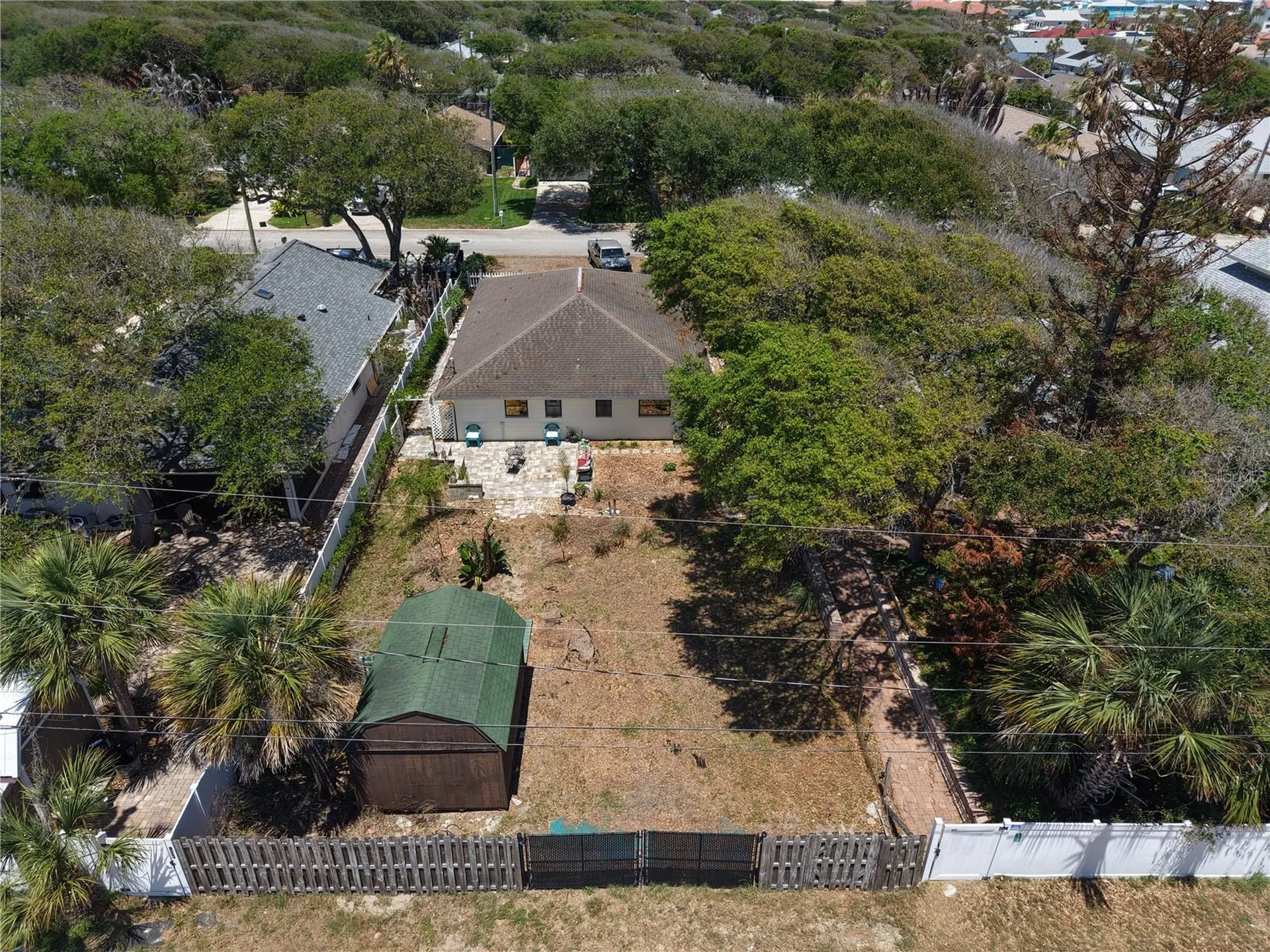 825 E 23rd Avenue New Smyrna Beach FL 32169