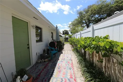 825 E 23rd Avenue New Smyrna Beach FL 32169