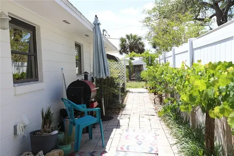 825 E 23rd Avenue New Smyrna Beach FL 32169