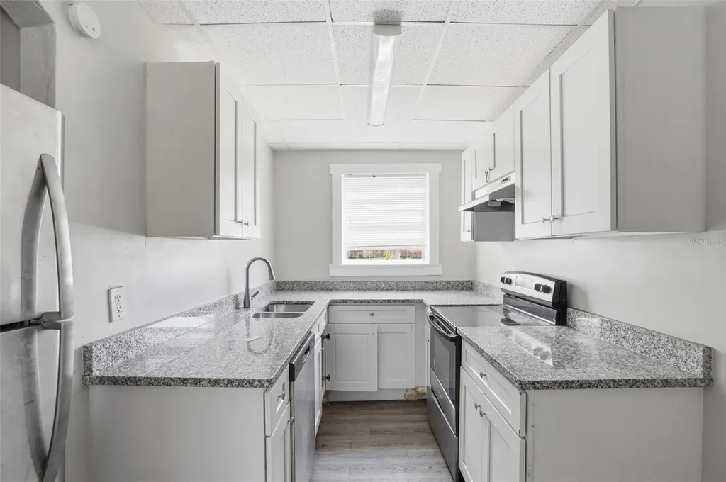 1909 19th Street S St Petersburg FL 33712