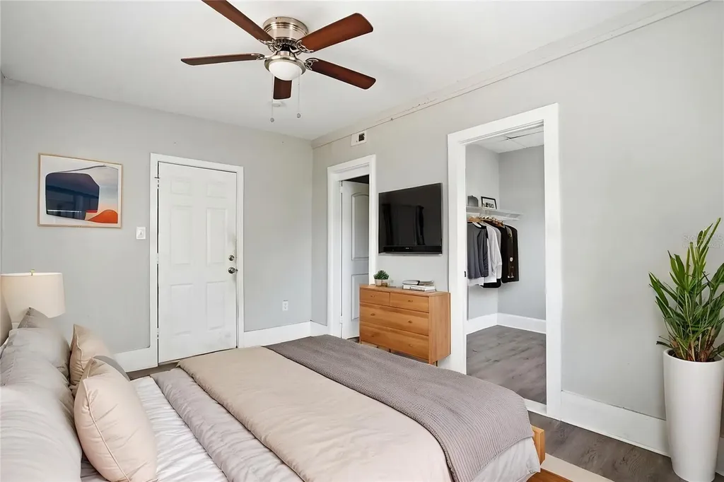 1909 19th Street S St Petersburg FL 33712