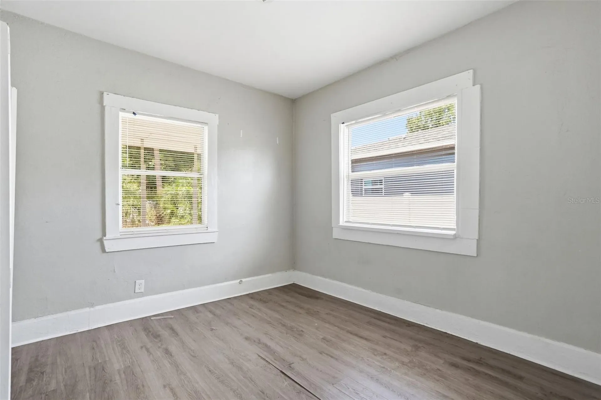 1909 19th Street S St Petersburg FL 33712